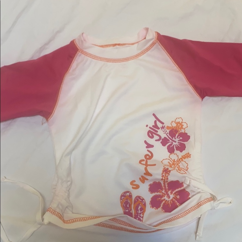NEW Girls Rashguard Top Size 4